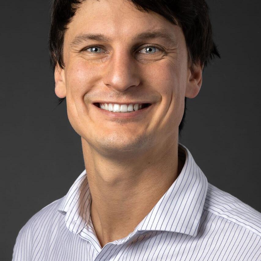 Dr Heindrich Louw